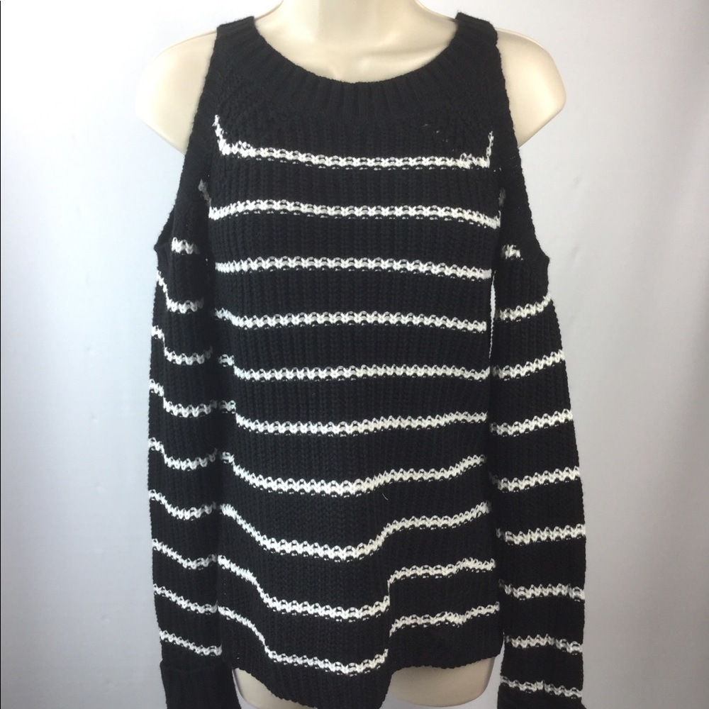 Hippie Rose Cold Shoulder Striped Pullover Size S
